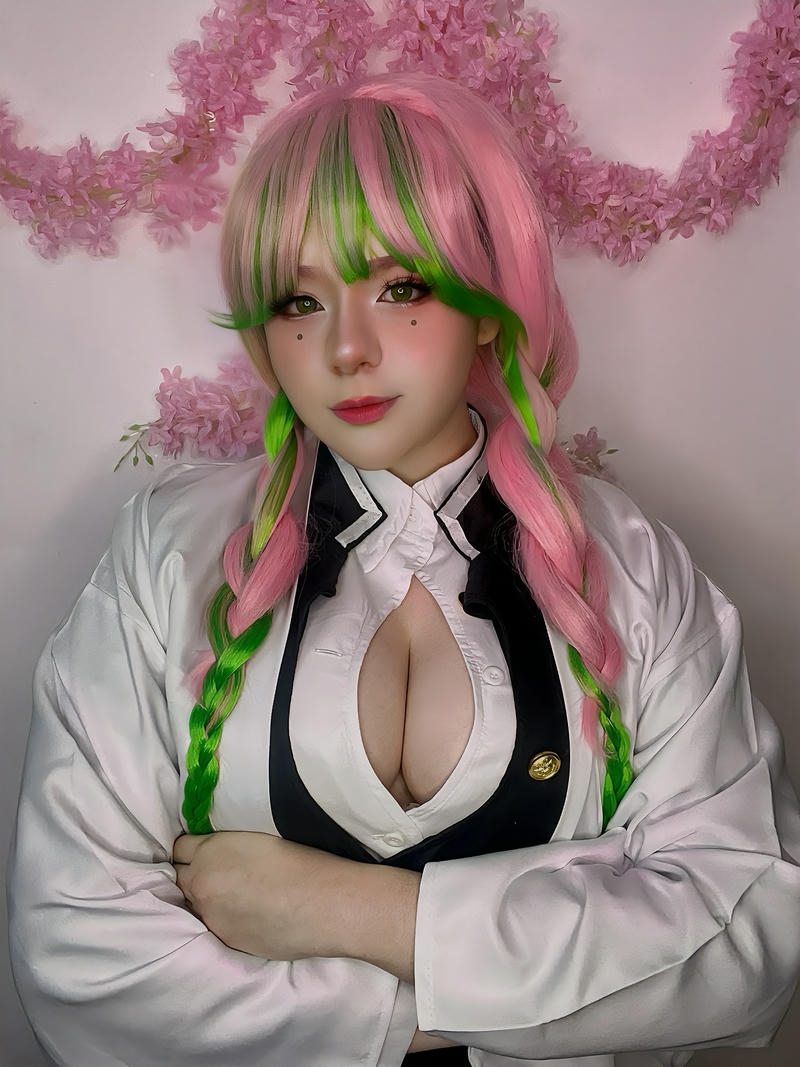 ảnh cosplay luyến trụ cực đáng yêu