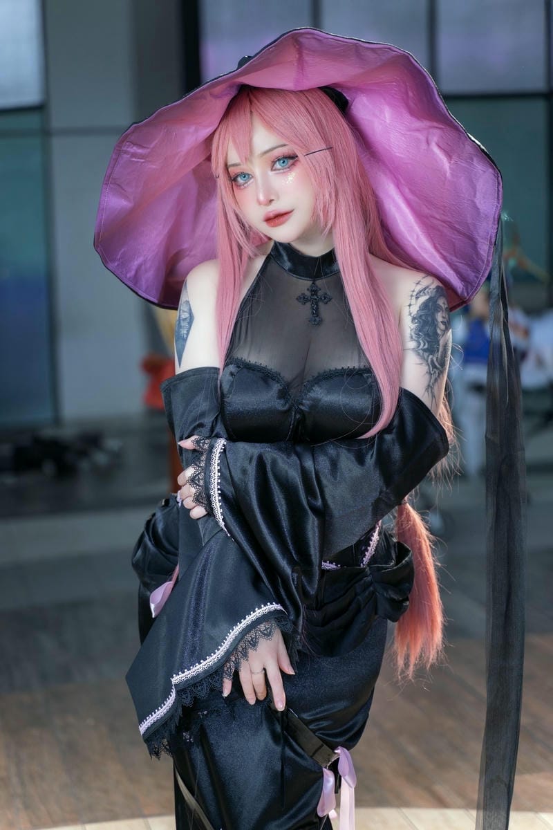 ảnh cosplay phù thủy xinh nhất