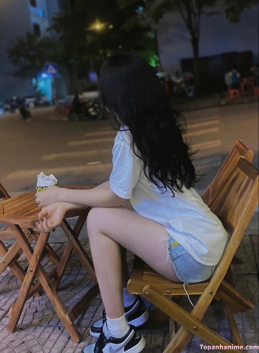 Ảnh buồn tâm trạng lặng lẽ