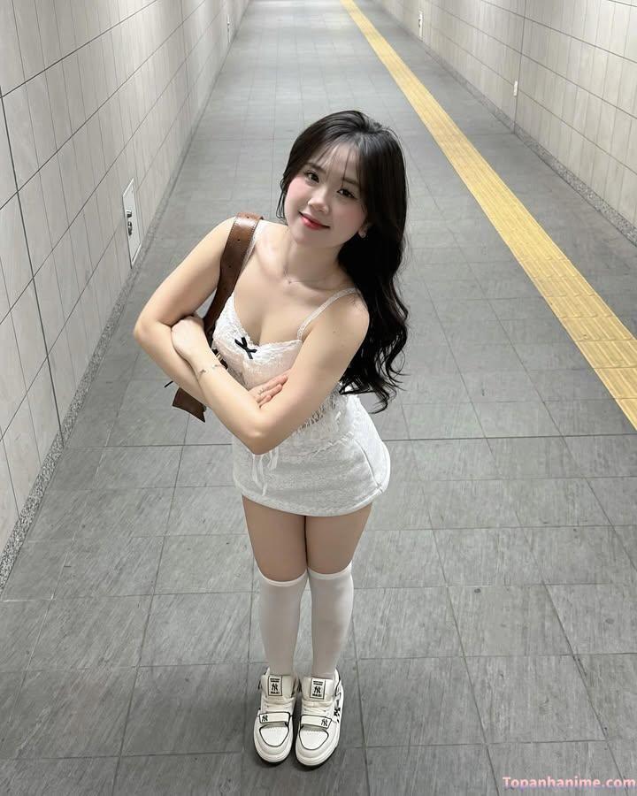 Ảnh gái xinh 2k4 rạng rỡ