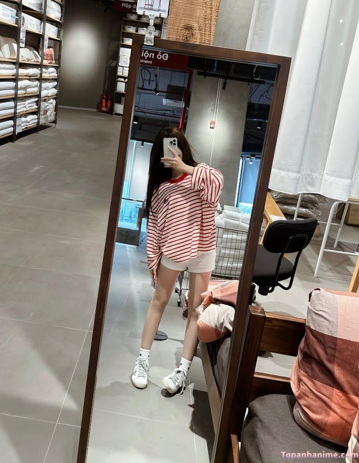 Ảnh gái xinh che mặt cute