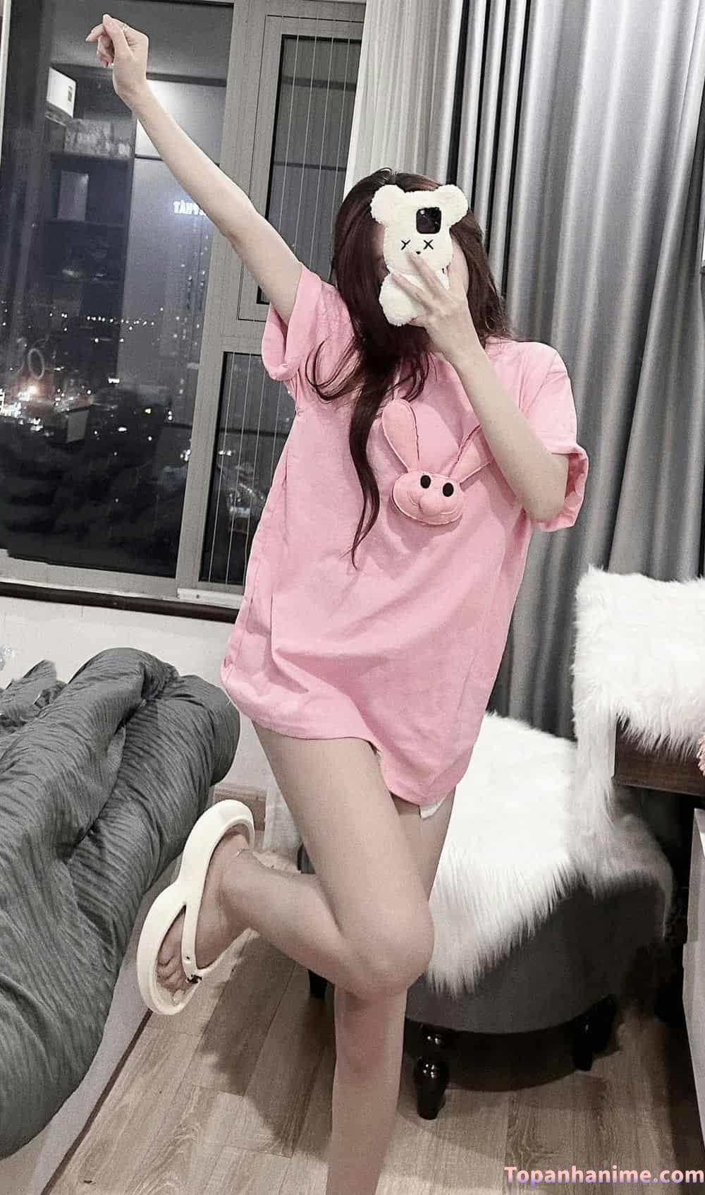 Ảnh gái xinh che mặt đáng