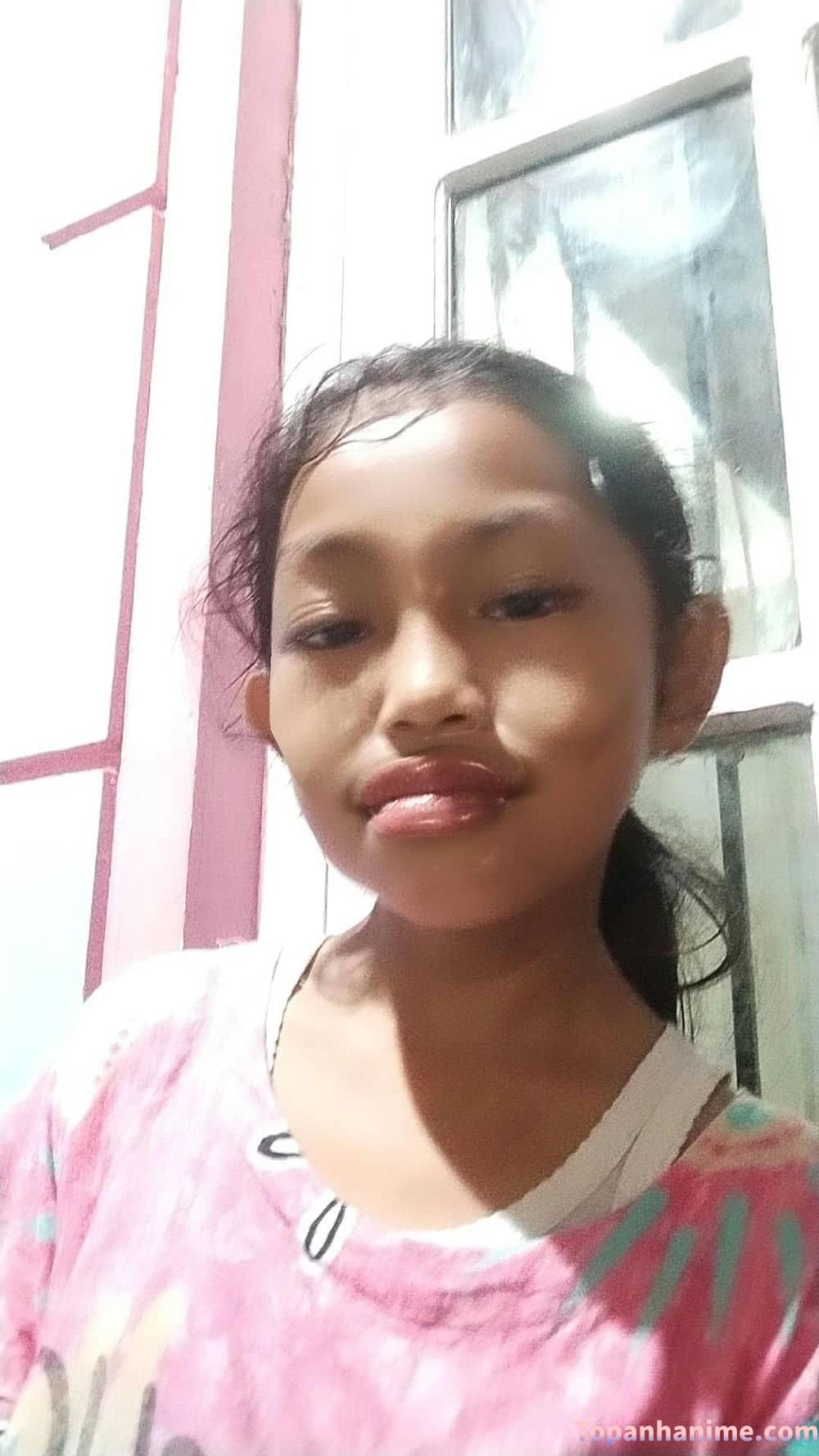 Cô gái nét xấu đặc