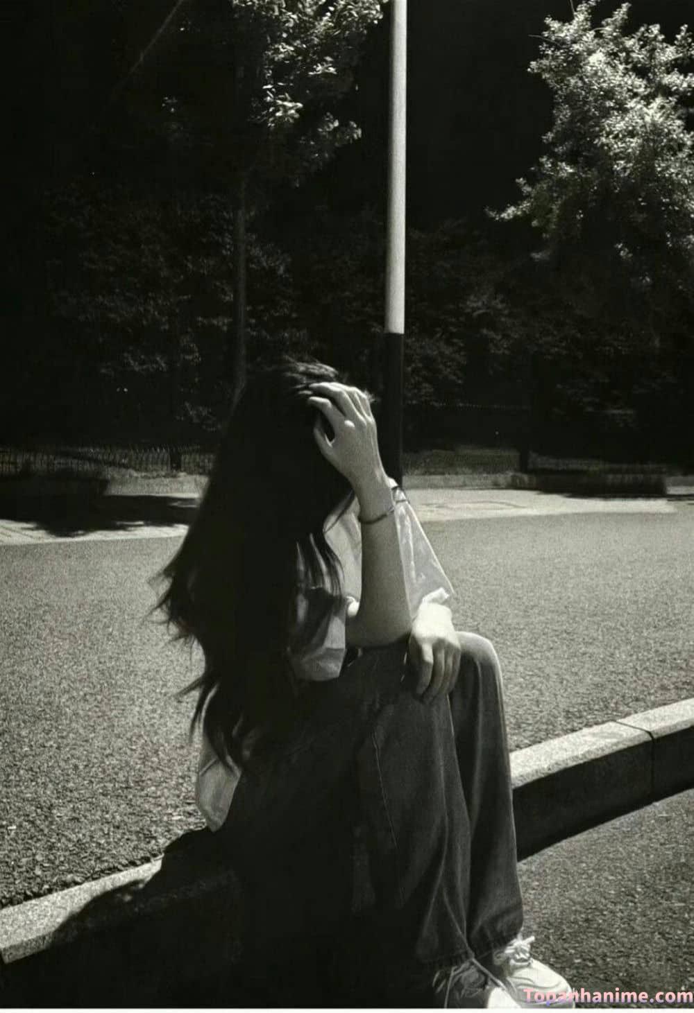 Gái buồn mang nhiều tâm trạng