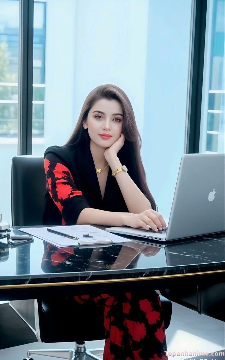 Gái văn phòng chuyên nghiệp