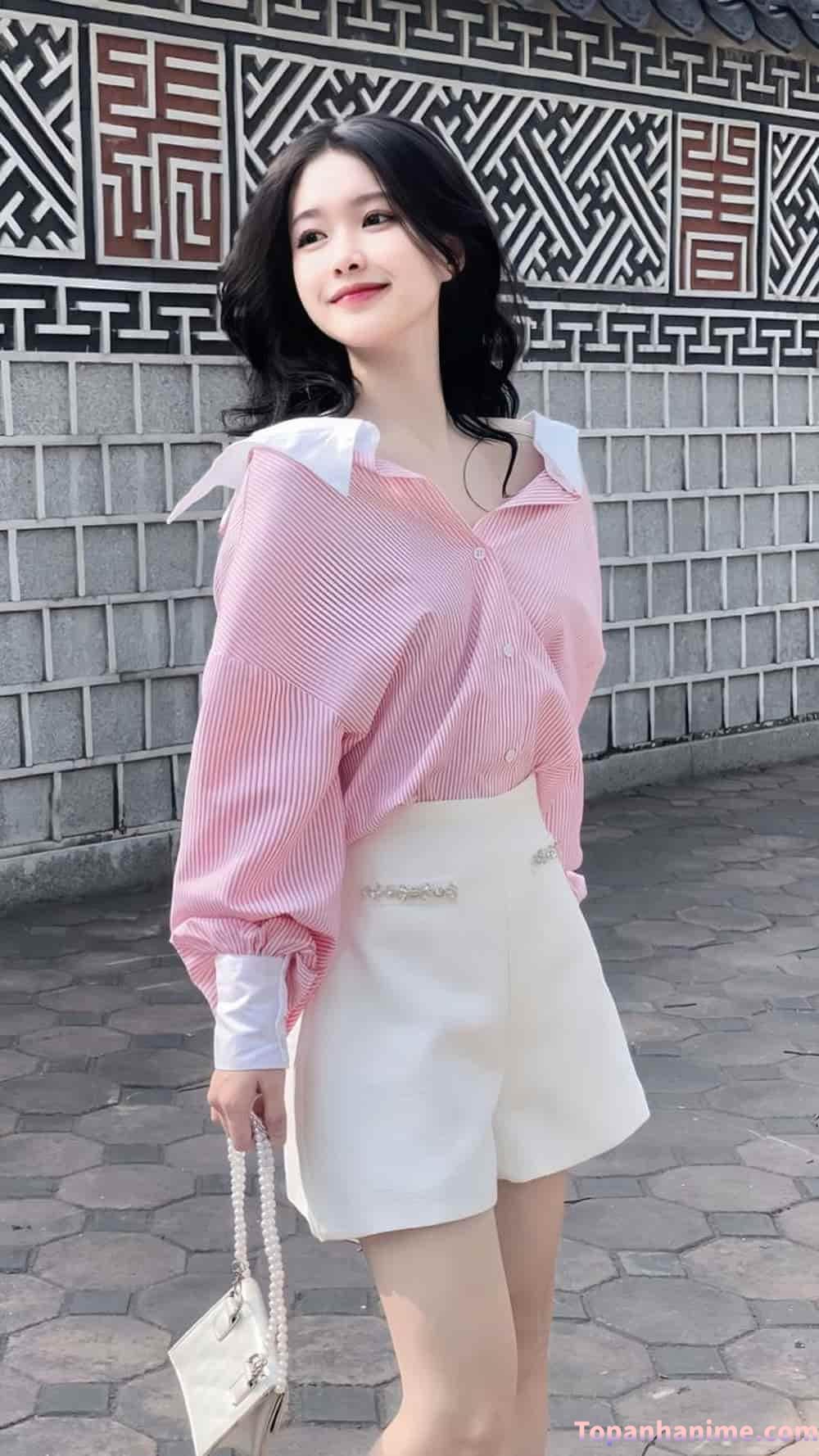 Gái xinh 2k rạng ngời