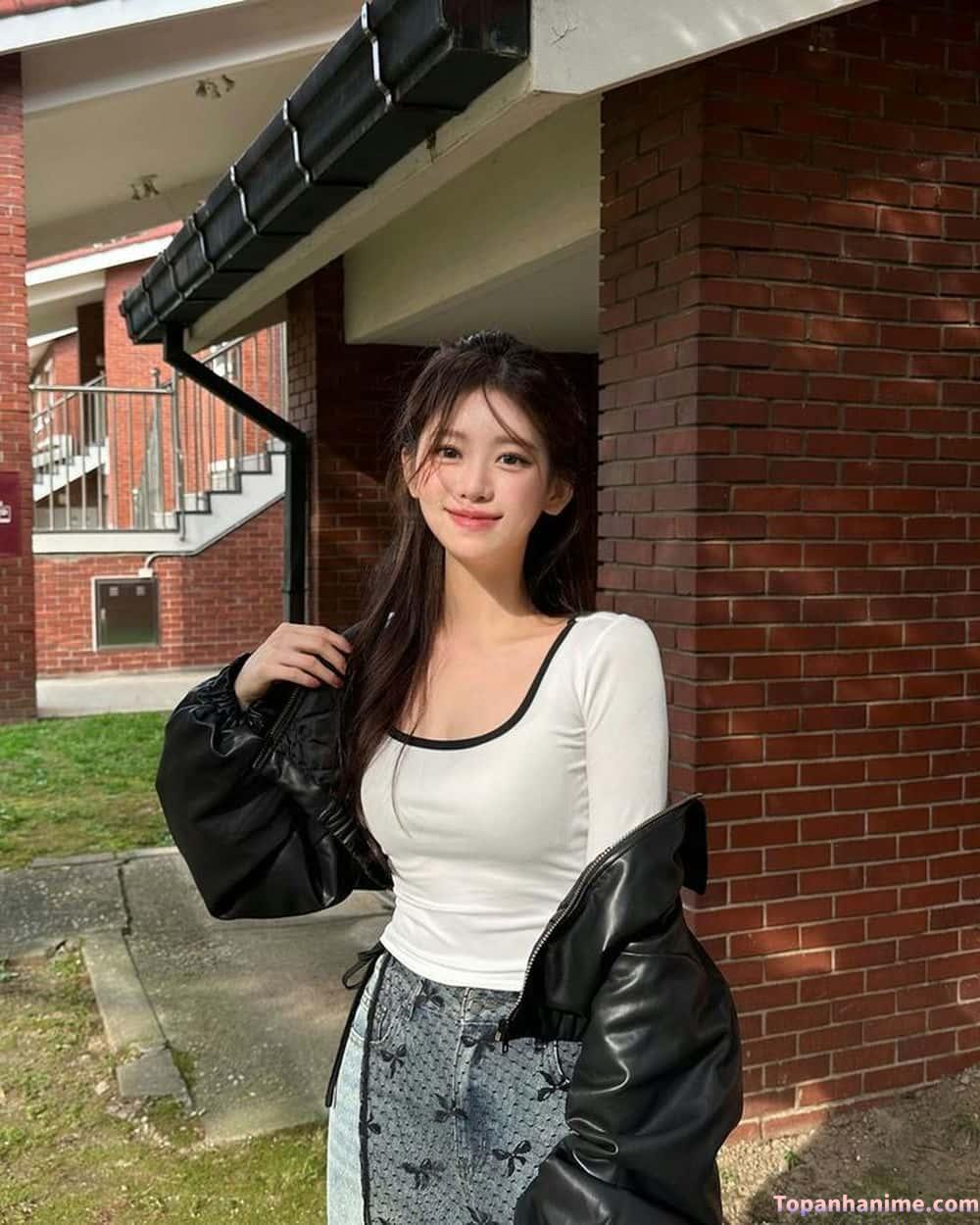 Gái xinh 2k trẻ trung