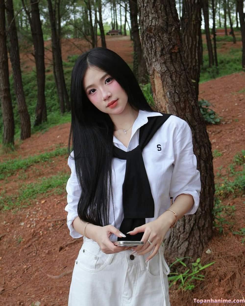 Gái xinh 2k4 xinh xắn