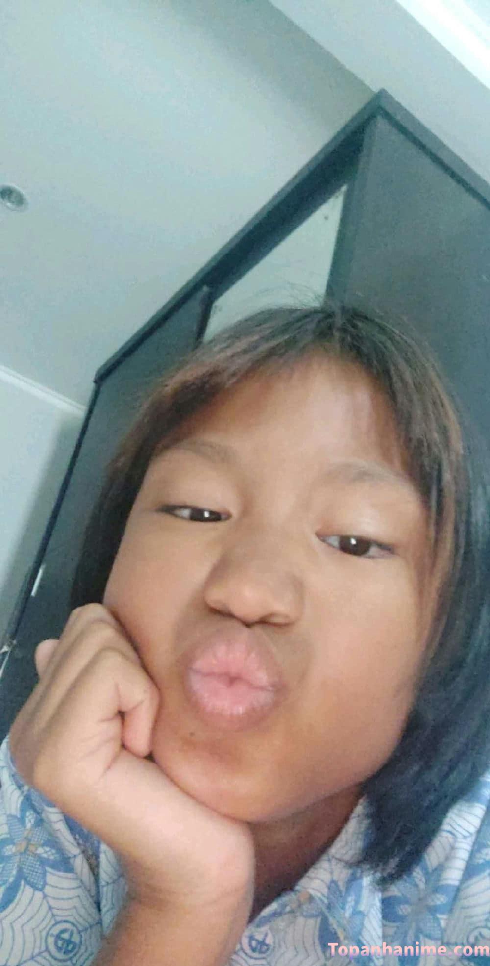 Nàng mẫu không đẹp mắt