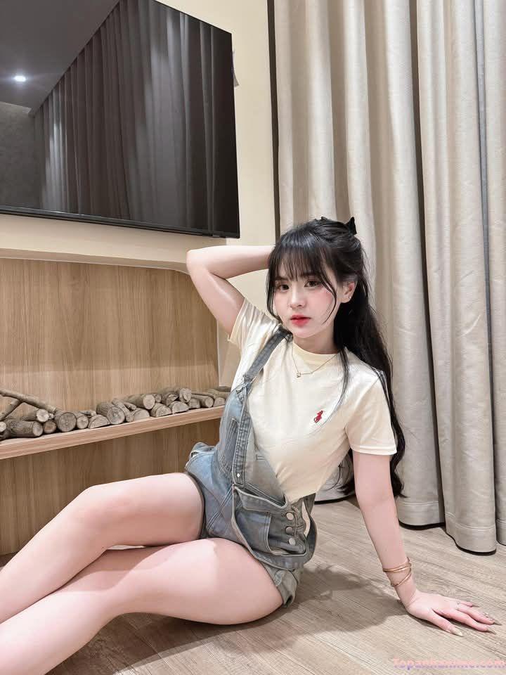 Tải ảnh gái xinh trẻ