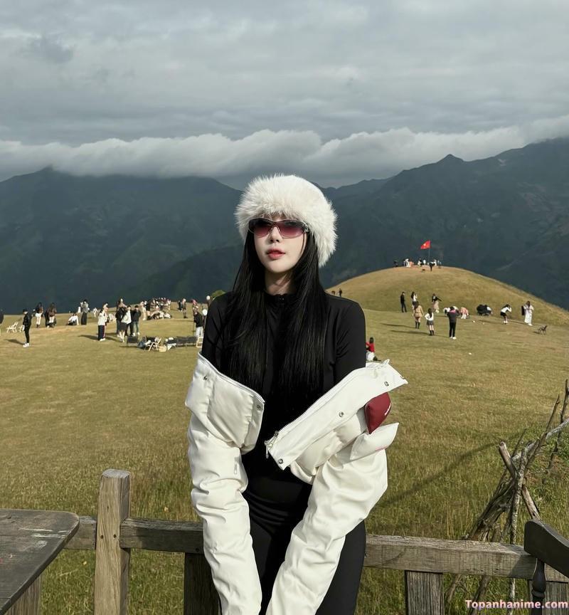 ảnh gái 2k có tuổi