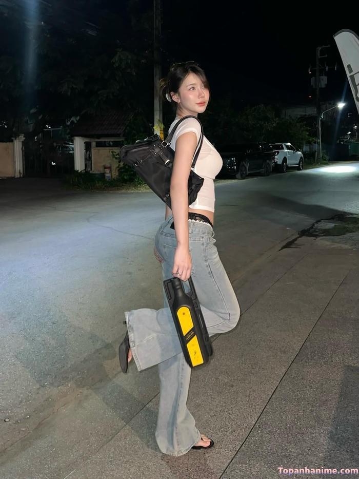 ảnh hot girl selfie