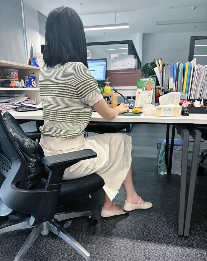 gái văn phòng siêu đẹp