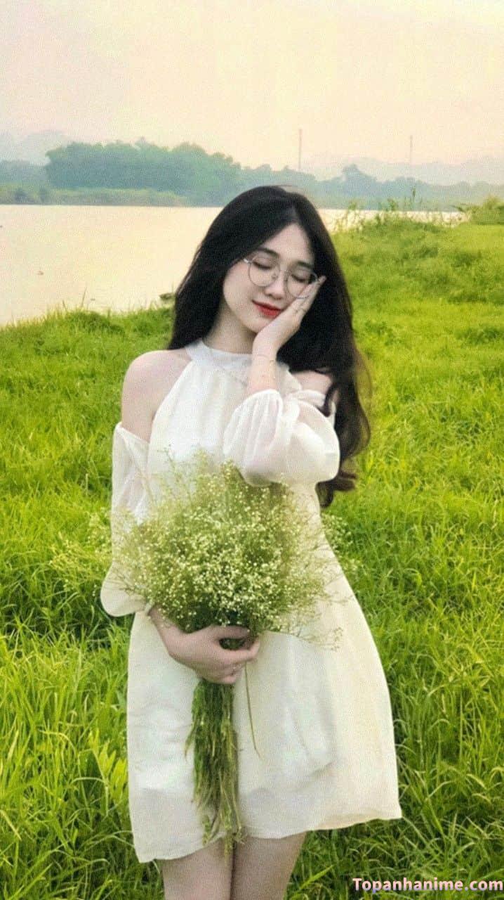 gái xinh đeo kính cute