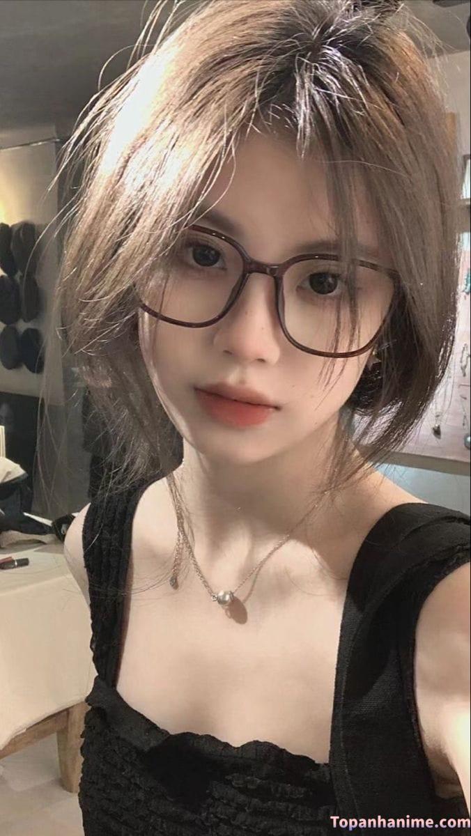 gái xinh đeo kính đẹp