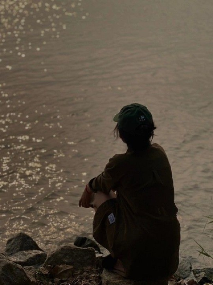 hình ảnh buồn tâm trạng con gái sad