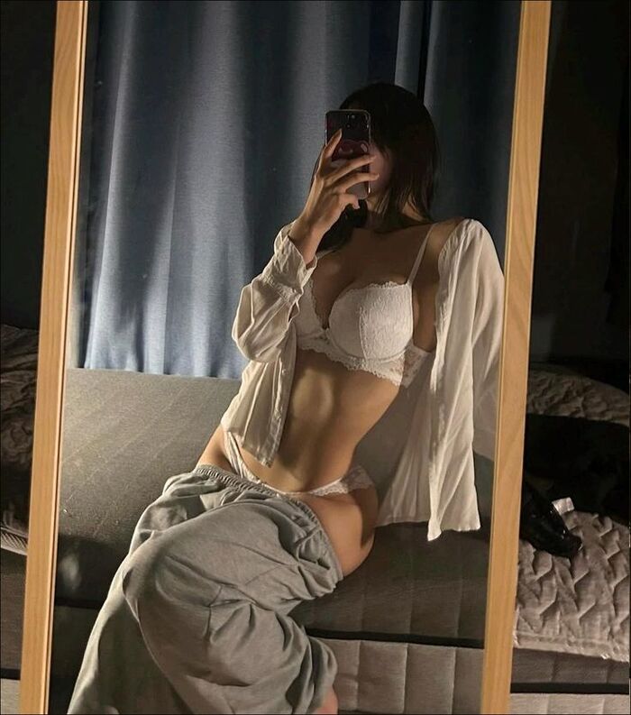 hình ảnh gái mặc bikini full hd