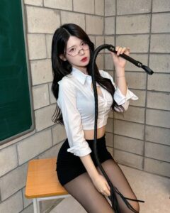 hình ảnh gái xinh mặc váy ngắn hot