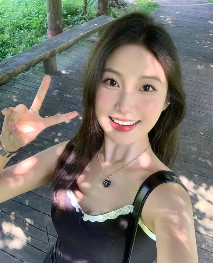 hình ảnh hot girl