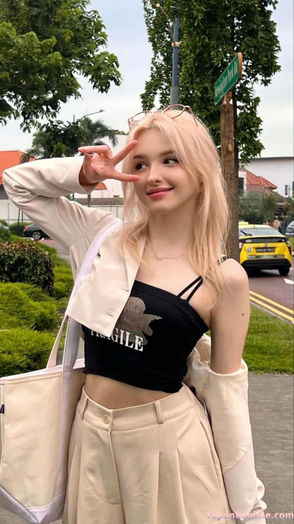 Ảnh gái Nga phong thái