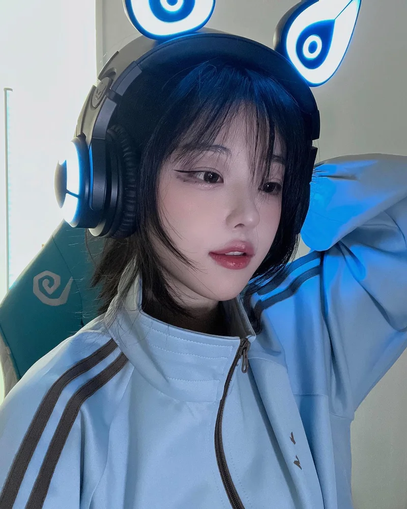 Hina cosplay 29