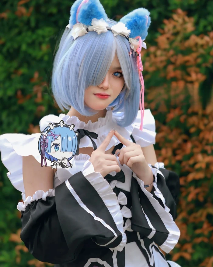 Rem cosplay 11