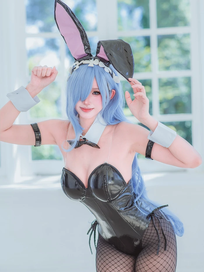 Rem cosplay 19