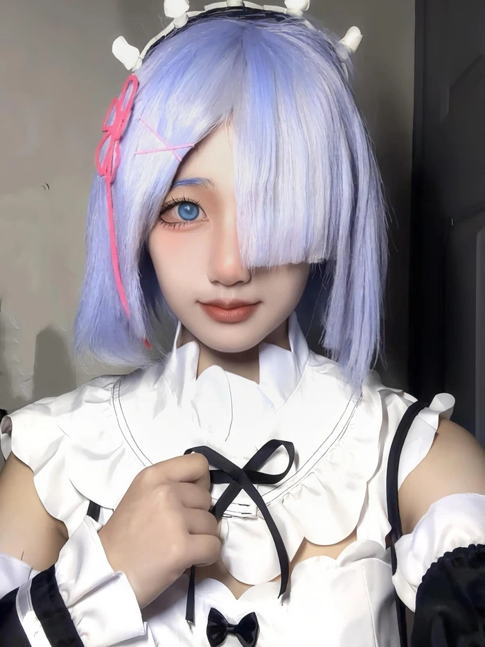 Rem cosplay 26