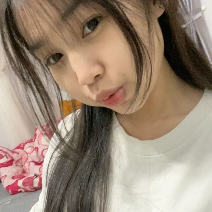 ảnh gái mặt mộc 5d