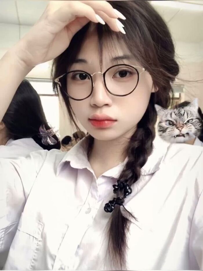 ảnh gái xinh tóc dài đeo kính che mặt chất hd full