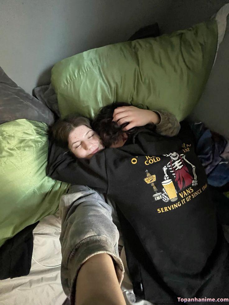 ảnh ôm người yêu ngoan