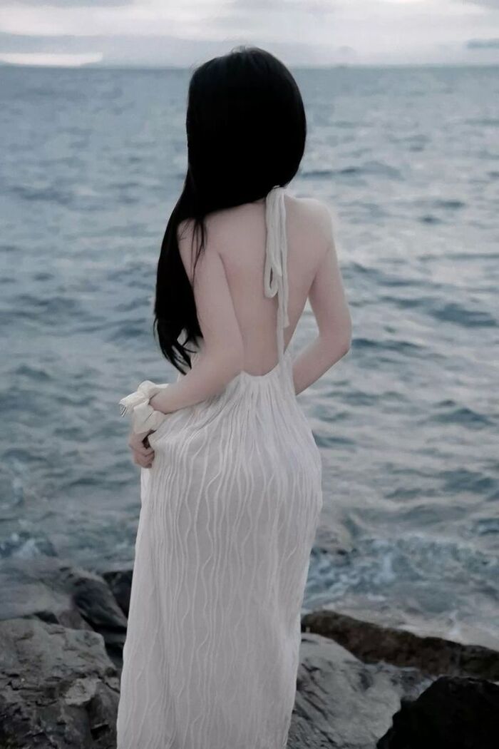 ảnh sau lưng cô gái 3d