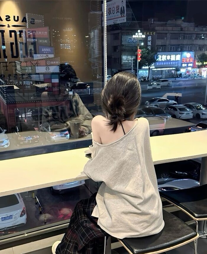 ảnh sau lưng cô gái đẹp 3d