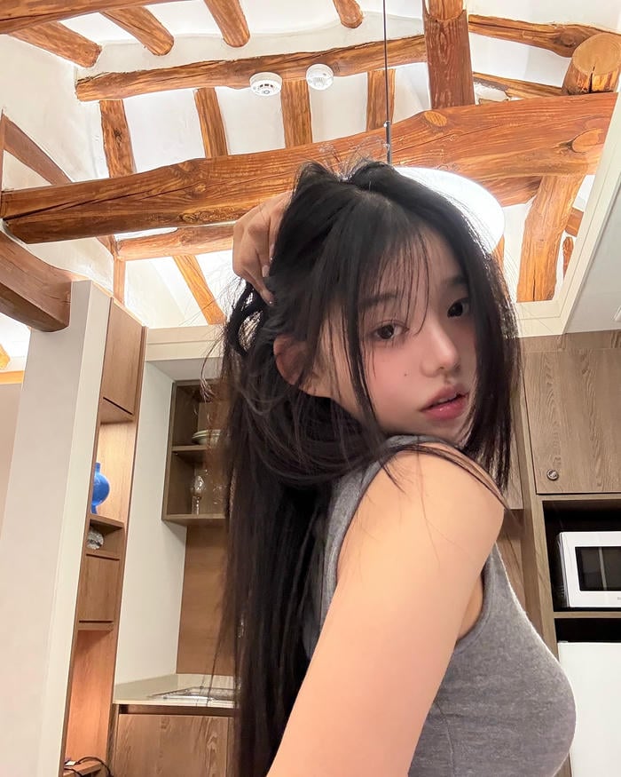 gái 2k5 dễ thương xinh đẹp