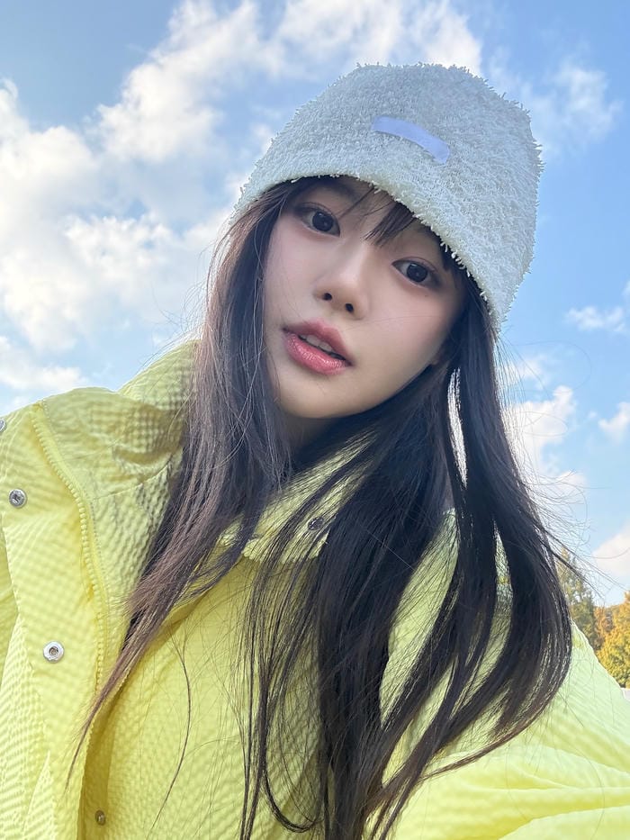 hình ảnh gái 2k5 tự tin