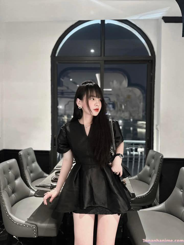 Gái cấp ba xinh tươi