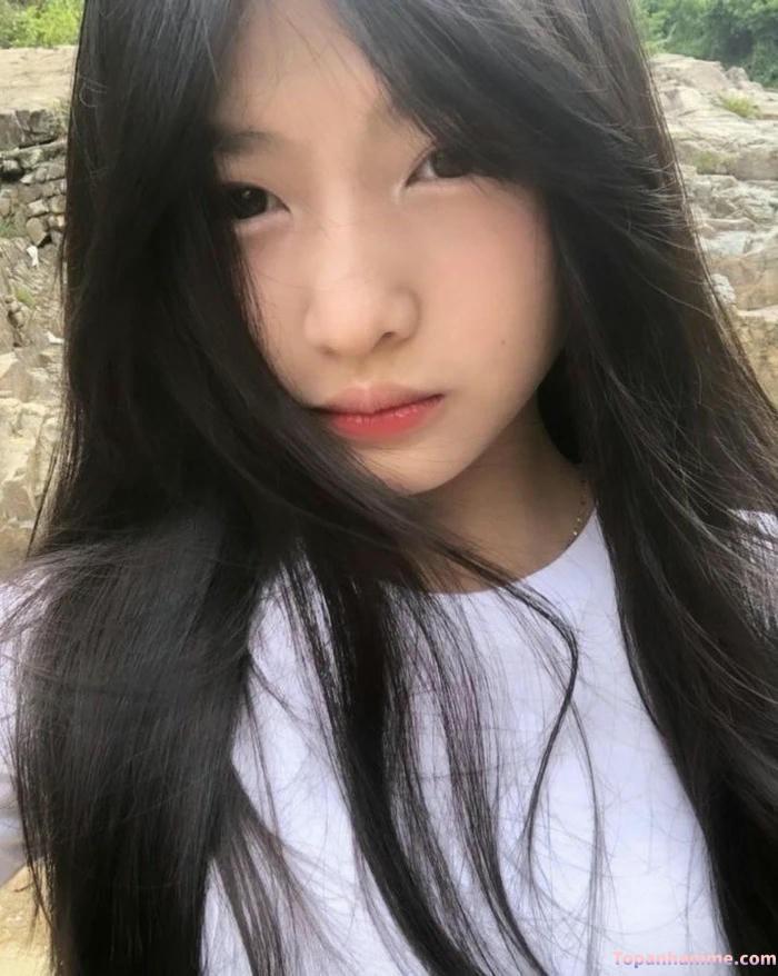 ảnh bé gái lớp 8