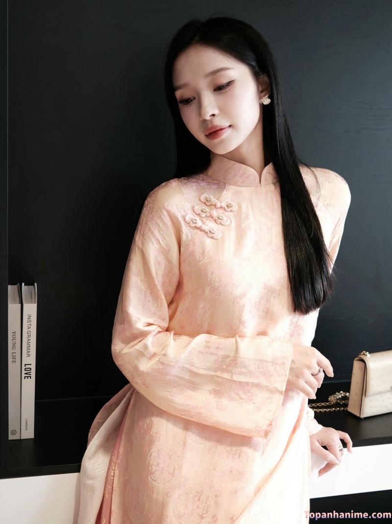 ảnh gái mặc áo dài cá tính