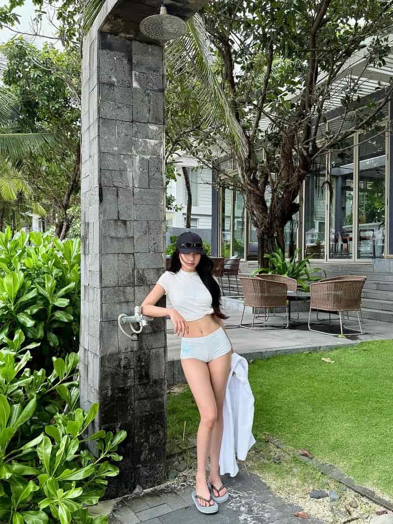 Album ảnh gái hở hang tinh tế