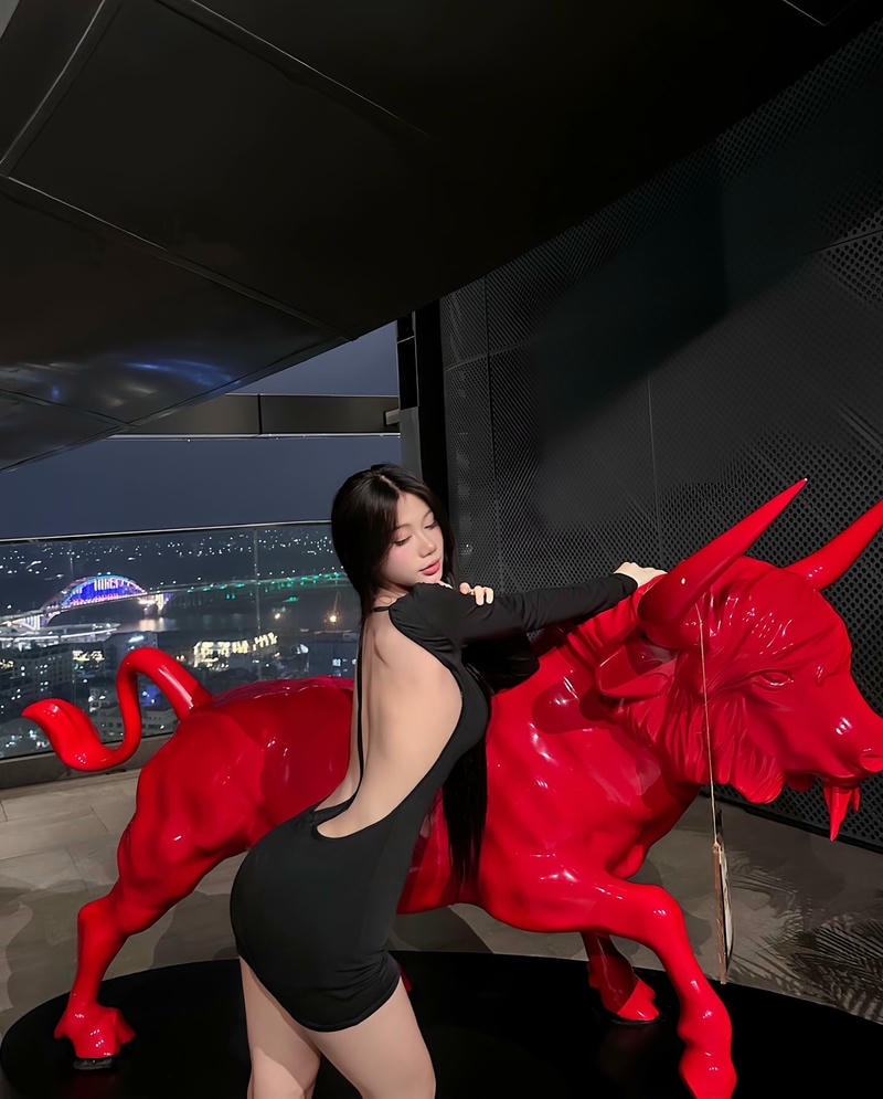 Album ảnh gái mặc đồ bó sát thời trang