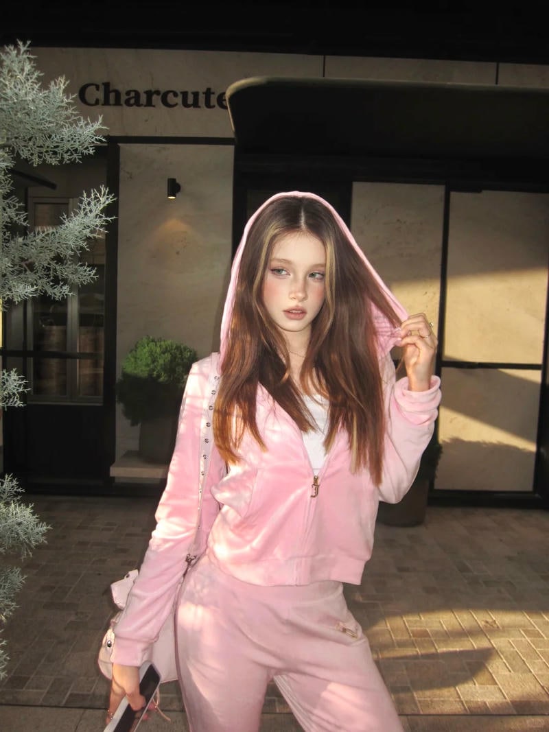 Album ảnh gái tây cuốn hút