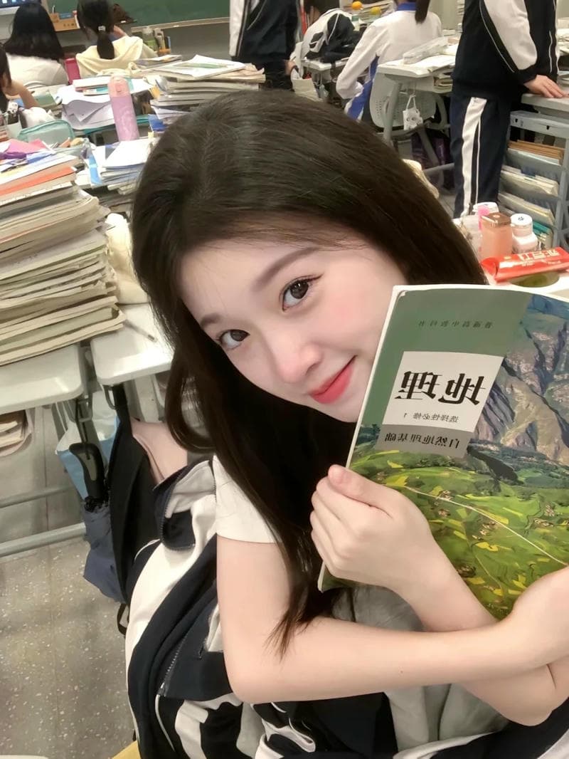 Album hình ảnh gái học sinh duyên dáng