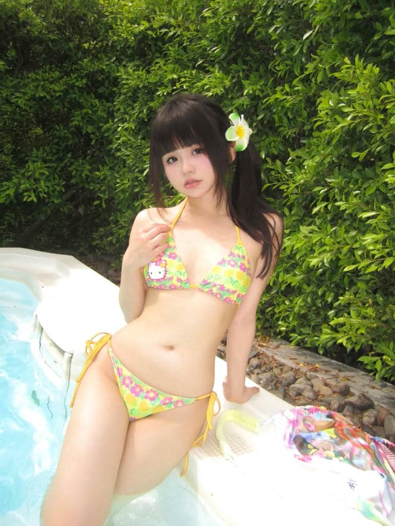 Album hình gái Hàn quốc mặc bikini