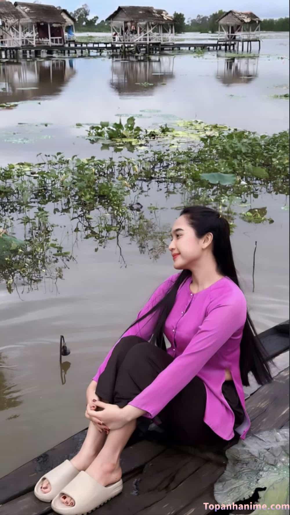 Ảnh gái miền tây xinh xắn