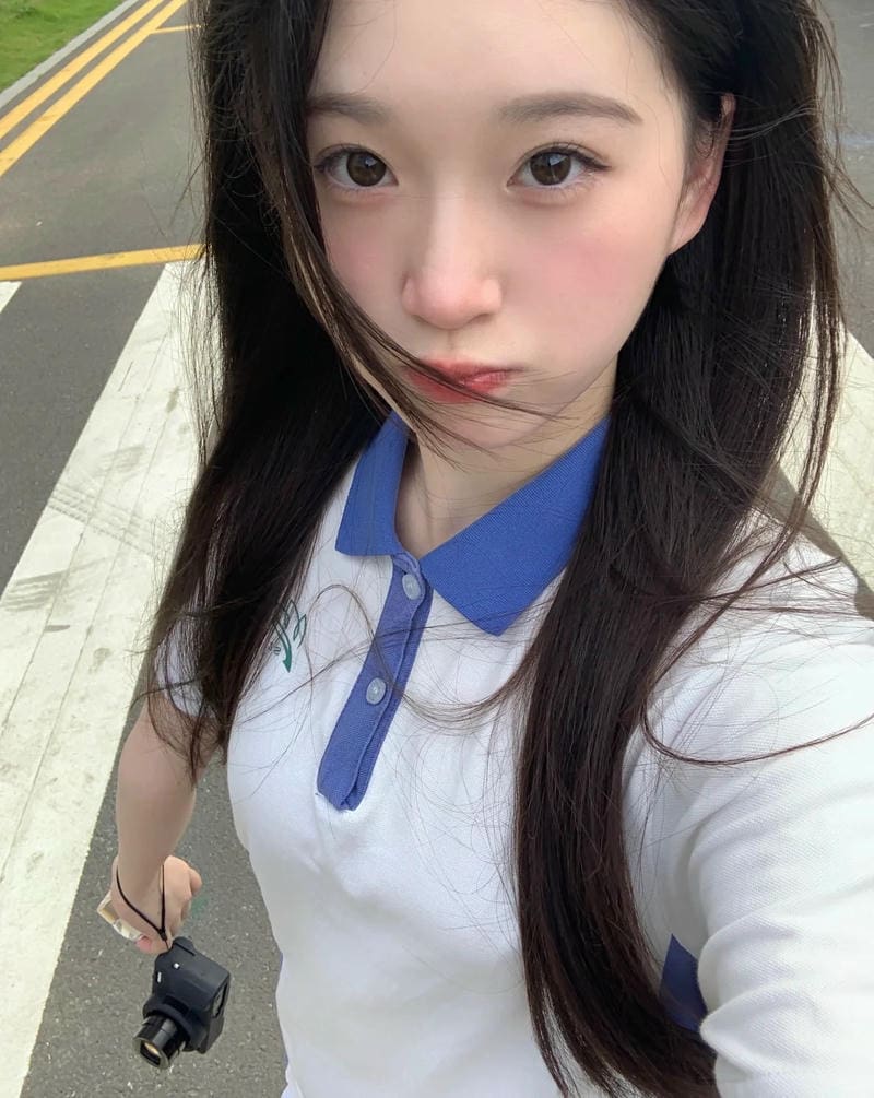 Ảnh mạng gái học sinh tự nhiên