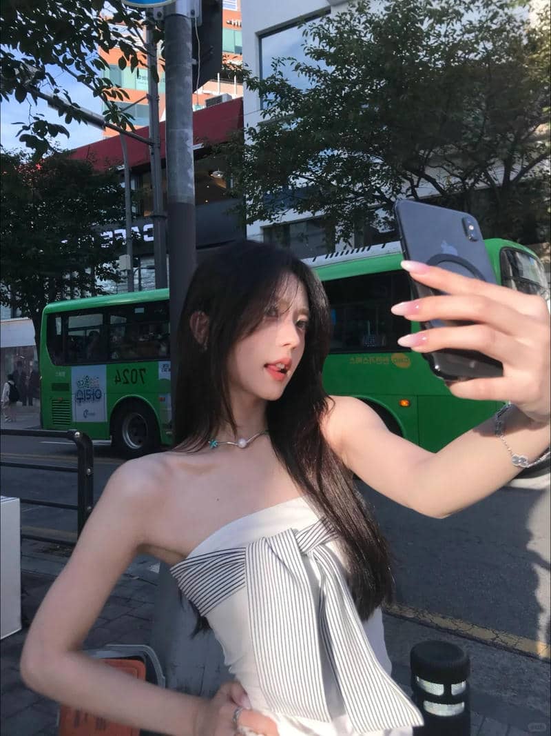 Avatar gái xinh hàn quốc phong cách thanh nhã