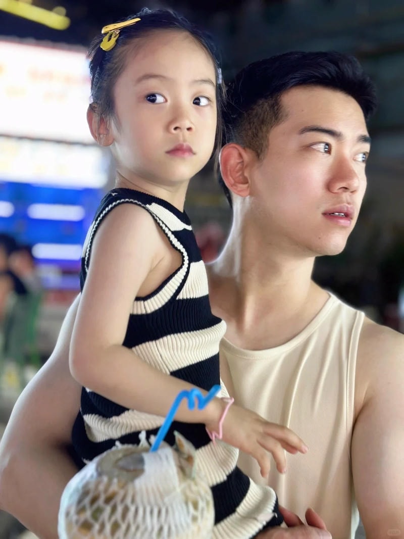 Bộ hình ảnh cha và con gái tự nhiên