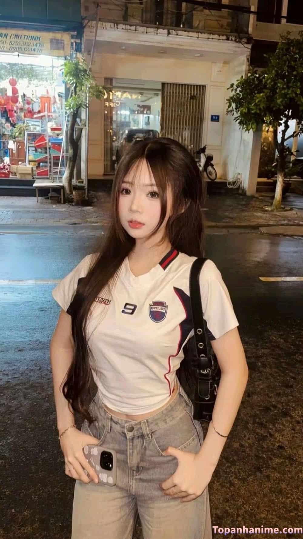 Gái lớp 9 cười tươi