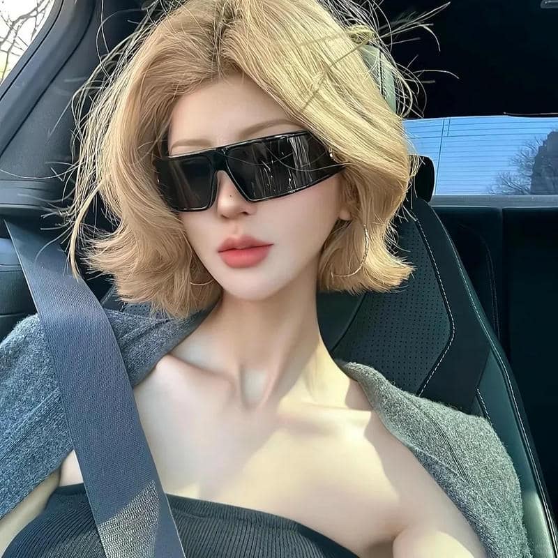 Hình ảnh gái xinh tóc ngắn mang phong cách hiện đại