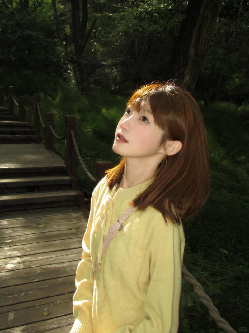 Hình ảnh gái xinh tóc ngang vai 2k3 phong cách nhẹ nhàng